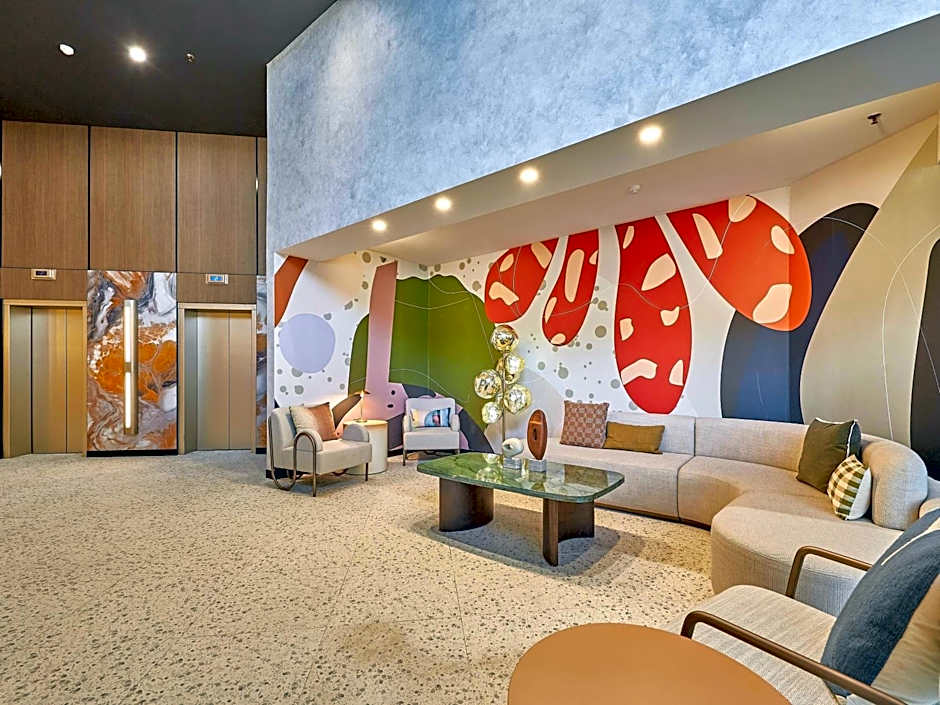 Ibis Perth