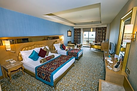 DOUBLE SUPERIOR SIDE SEA VIEW