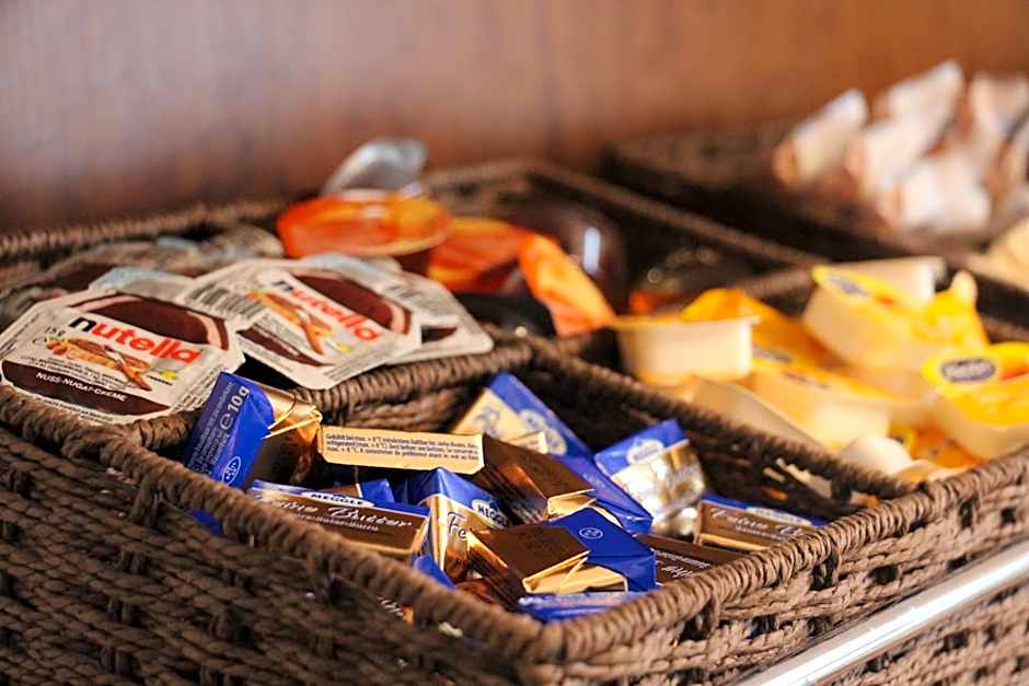 REGIOHOTEL Pfälzer Hof Wernigerode - #Familienfreundlich #PreiswertÜbernachten #Harzurlaub #FreeParking