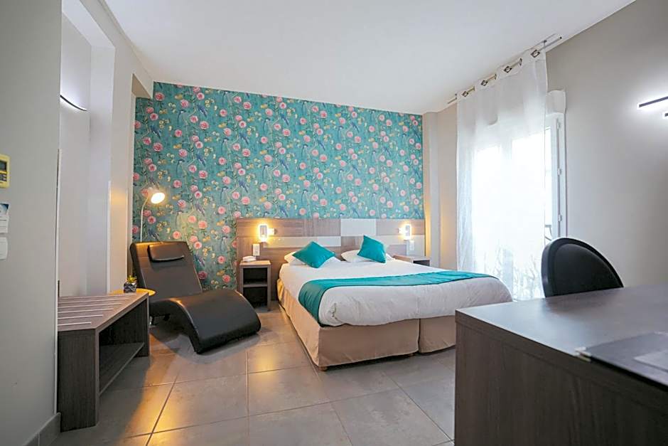 Holidays & Work HOTEL