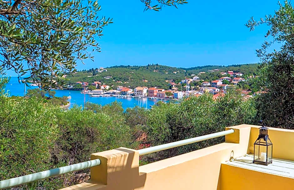 Bay View Hotel