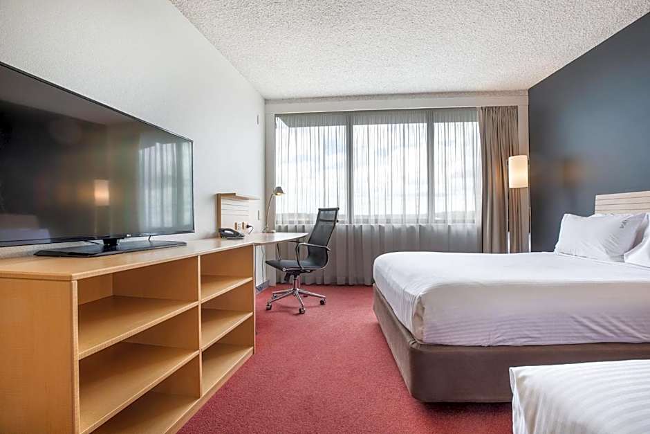 Holiday Inn Melbourne Airport By IHG