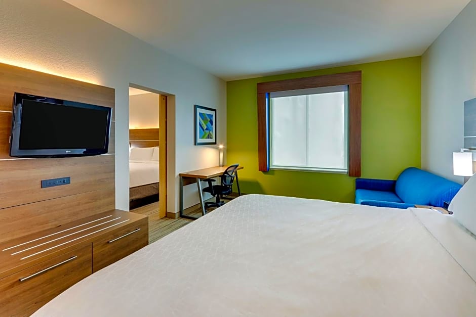 Holiday Inn Express Hotel & Suites Waxahachie