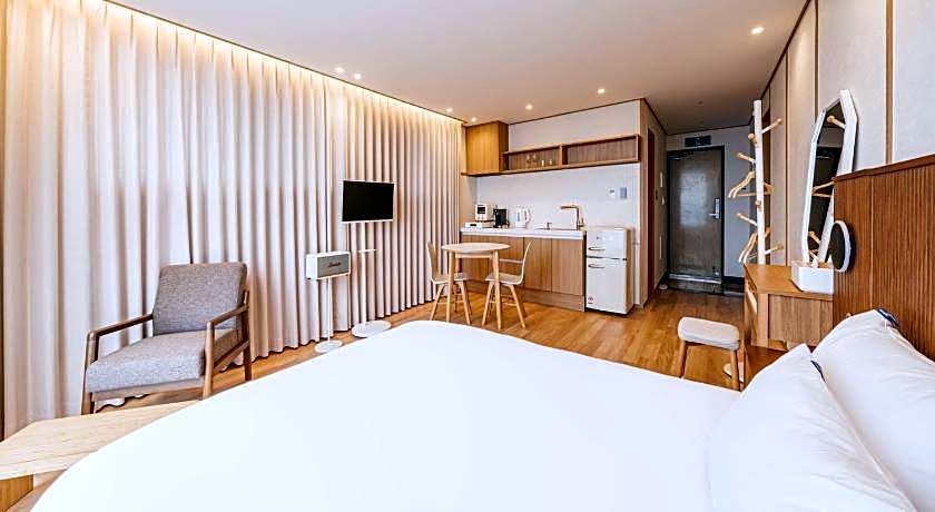 Jeju (Aewol) Cony Hotel