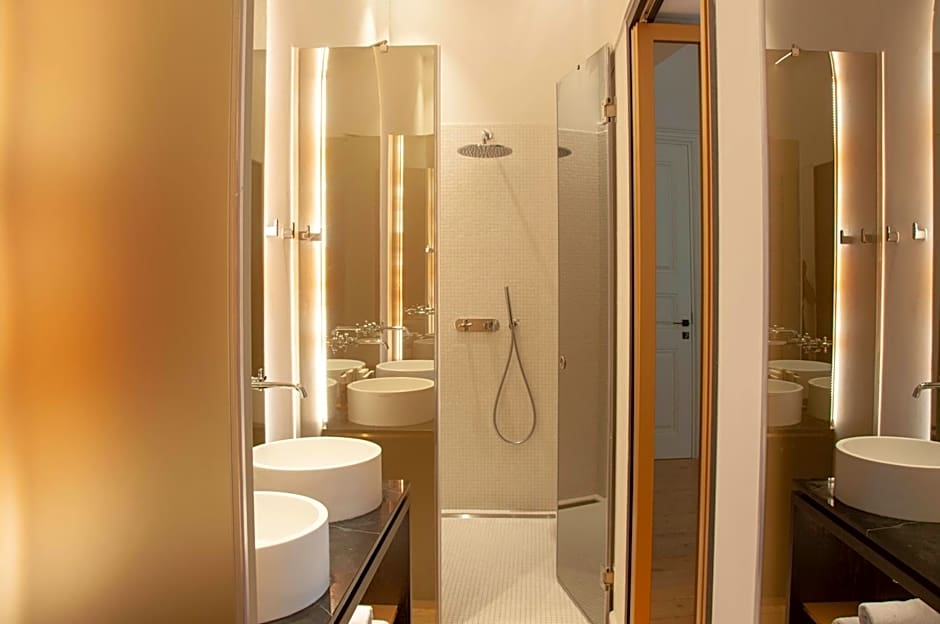 S Paul City Hotel
