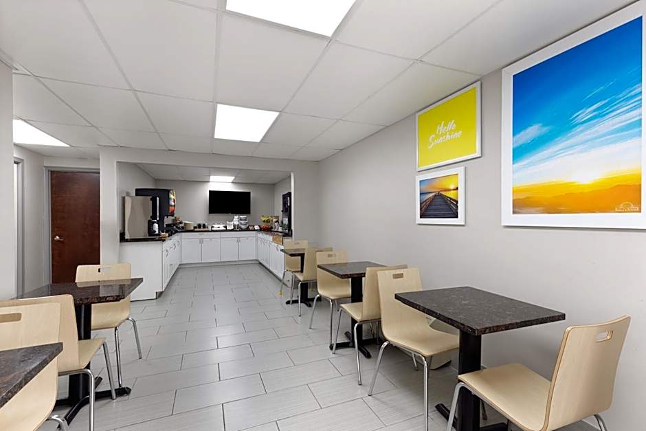 Days Inn by Wyndham Harrisonburg