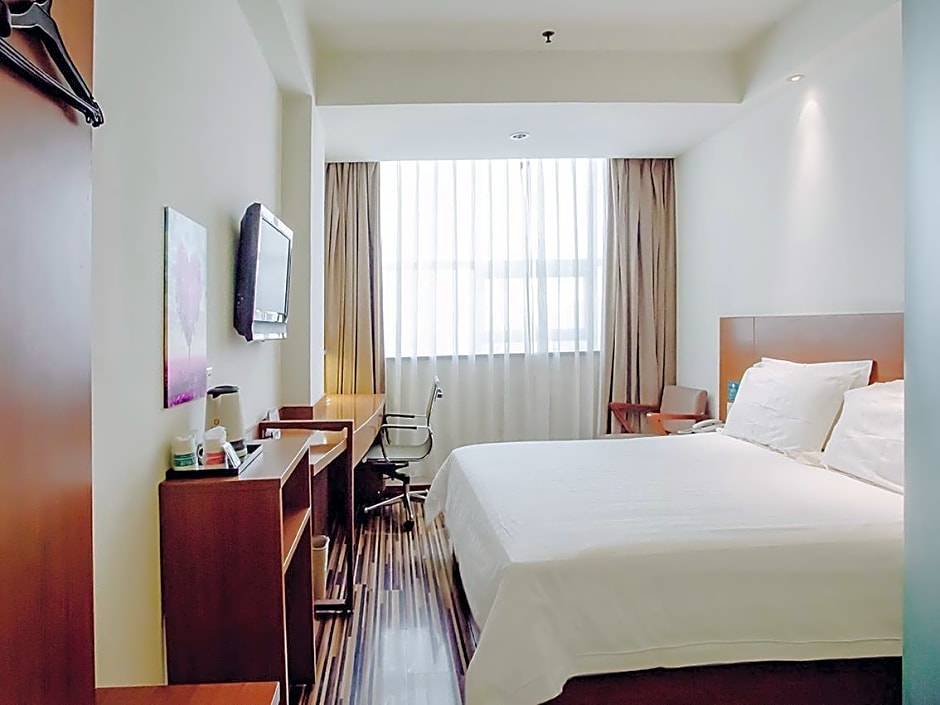 Jinjiang Inn Style Taiyuan Grand South Gate Metro Station