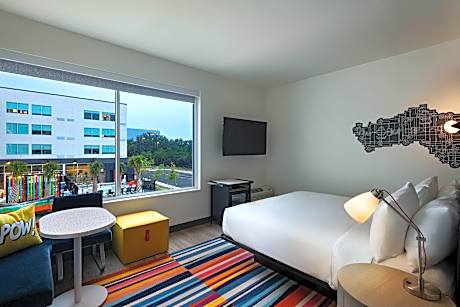 Guest room, In Loft: 1 King