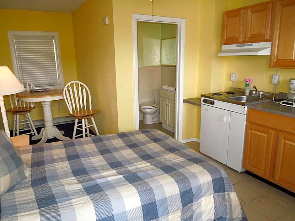 Sifting Sands Motel