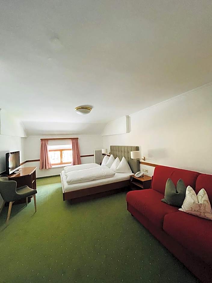 Gasthof Post St. Martin am Tgb.