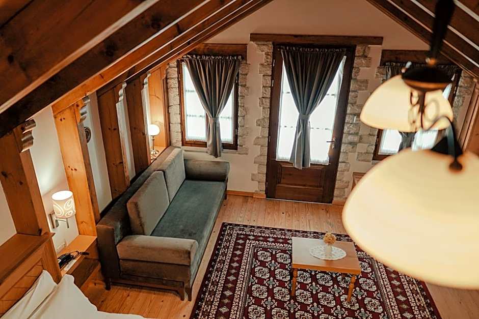 Hotel Argjiro
