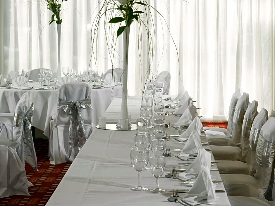 Manchester Airport Stanley Hotel by Belvilla