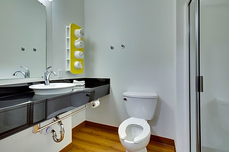 Motel 6-Poplar Bluff, MO