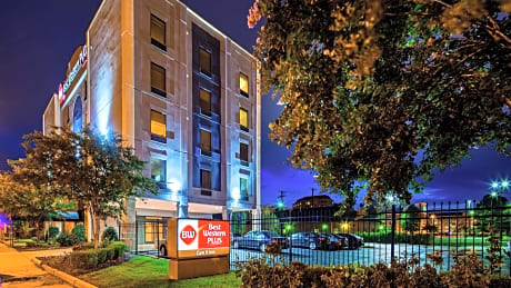 Best Western Plus Gen X Inn