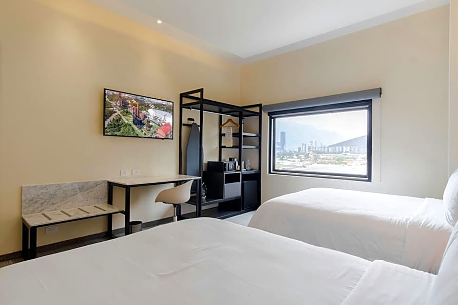 SJ Grand Hotel Monterrey