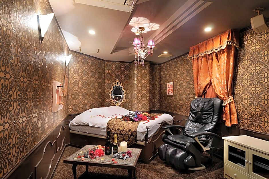 Izumiotsu Chapel Sweet - Adult Only