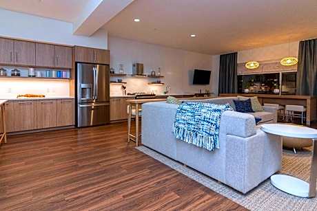 Studio Commons, 4 Bedroom Suite