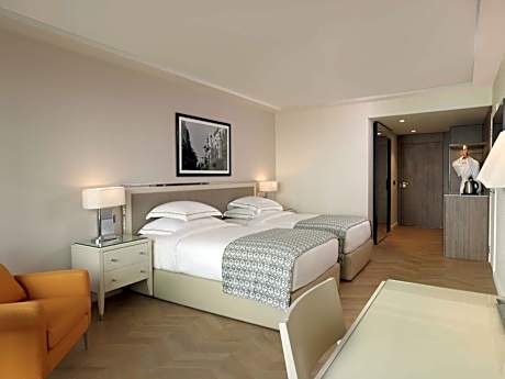 Executive Twin Room with City View