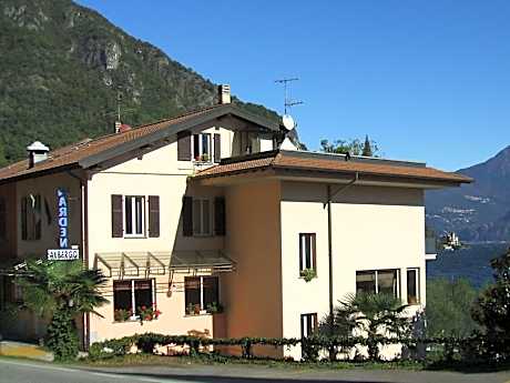 Garden Rooms 1