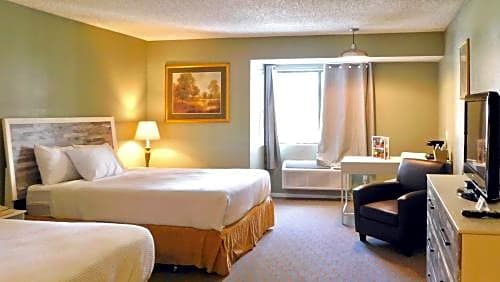 Travelodge by Wyndham Big Bear Lake CA