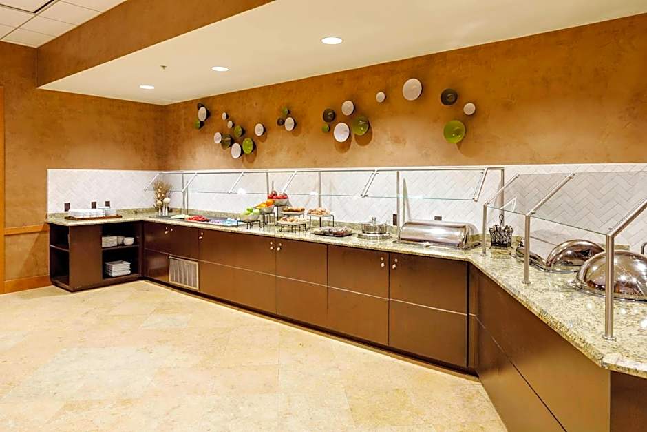 Courtyard by Marriott Boston Logan Airport