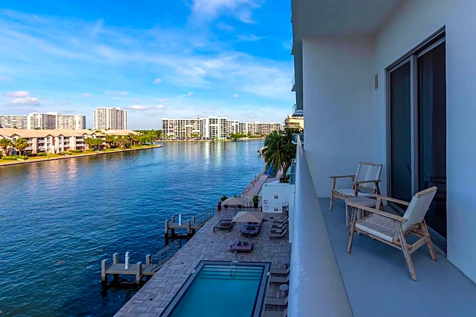 Amazing Apartments At H Beach House