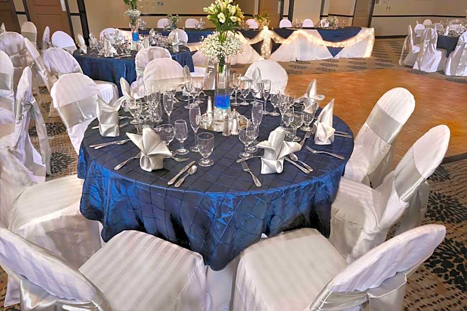 DoubleTree By Hilton Denver Thornton