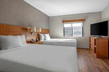 Queen Room with Two Queen Beds and Patio