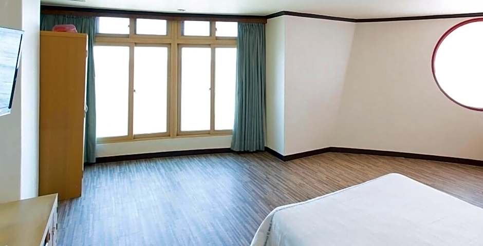 Benikea Hotel Mountain & Ocean Daepohang