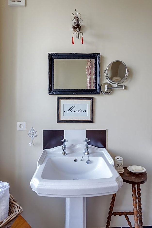 The Old Farm of Amfreville