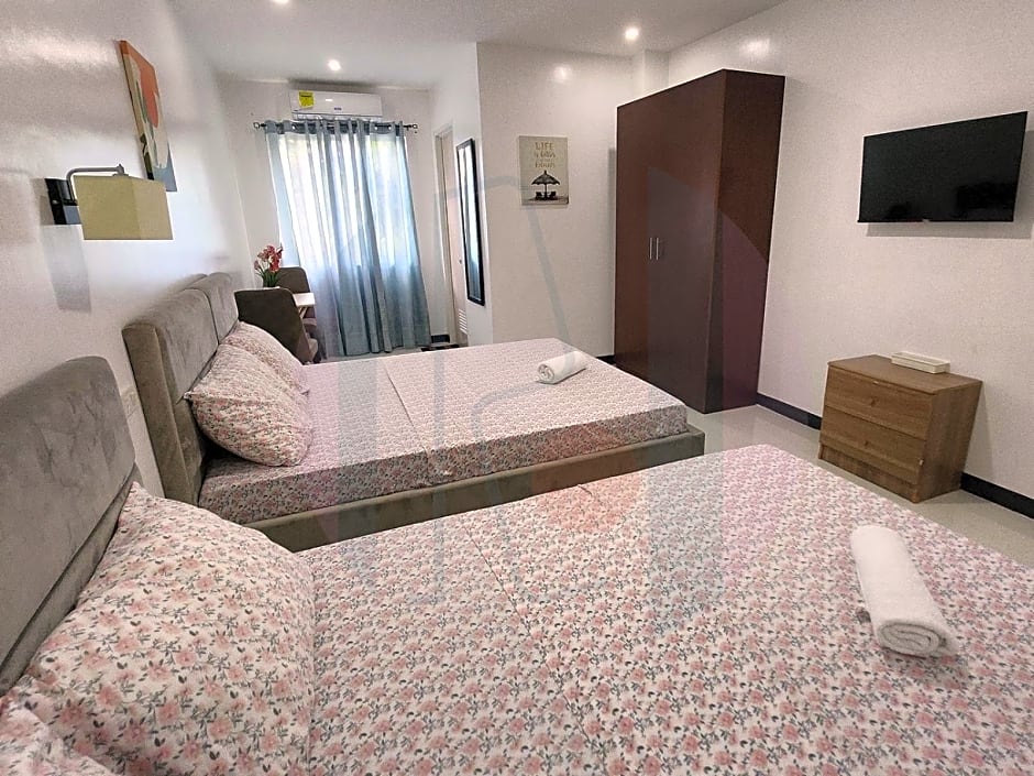 RiCres Hometel Double Bed R124