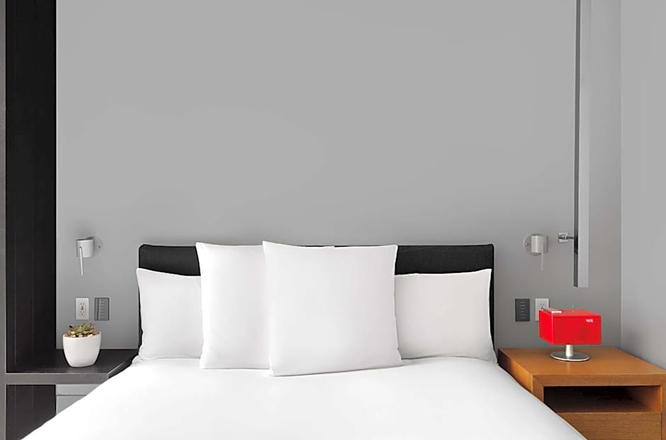 Andaz 5Th Avenue, By Hyatt