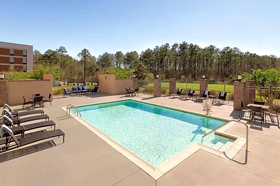 Holiday Inn Express Hotel & Suites Opelika Auburn By IHG