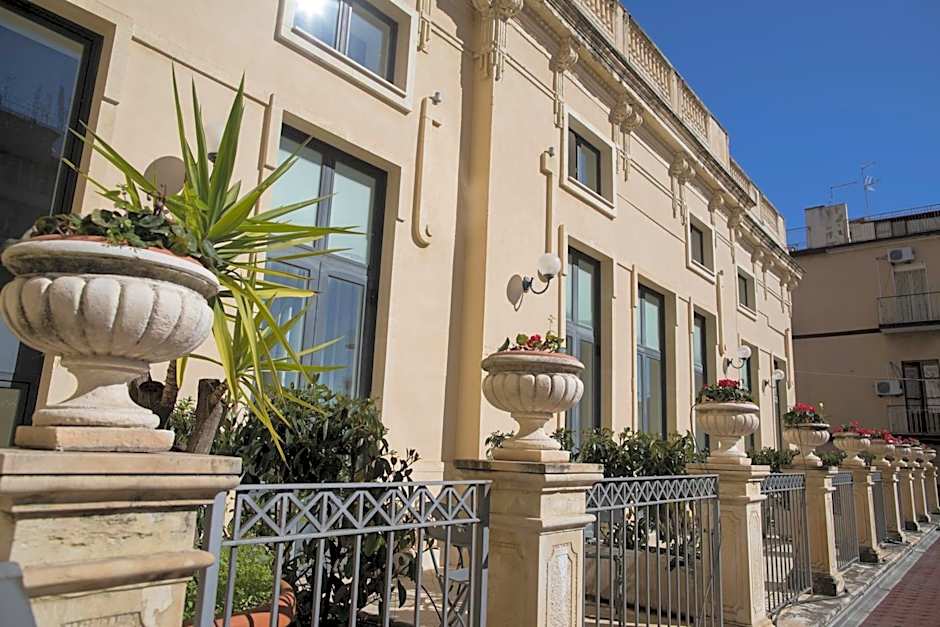Photo 1 of 35 of Hotel Villa Cibele