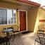 Howard Johnson by Wyndham Santa Cruz Beach Boardwalk