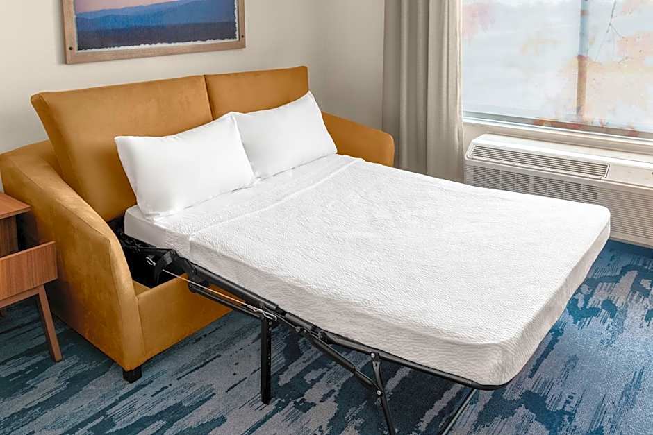 Fairfield by Marriott Inn & Suites Norwalk