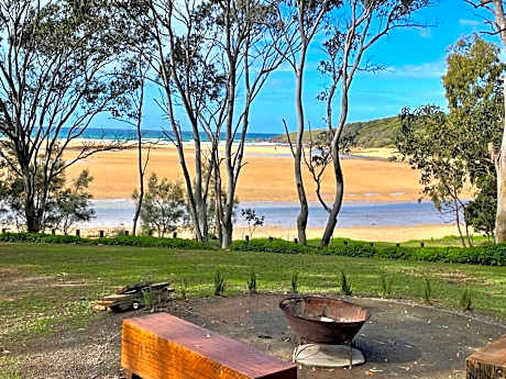 Reflections Moonee Beach - Holiday Park