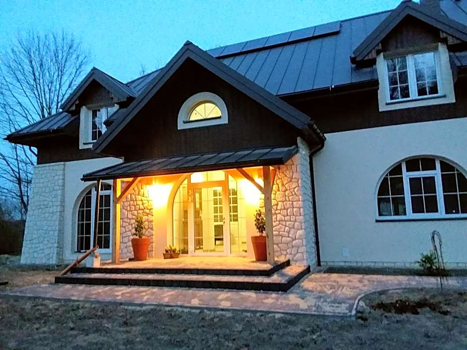 Dworek Akacja uslugi hotelarskie