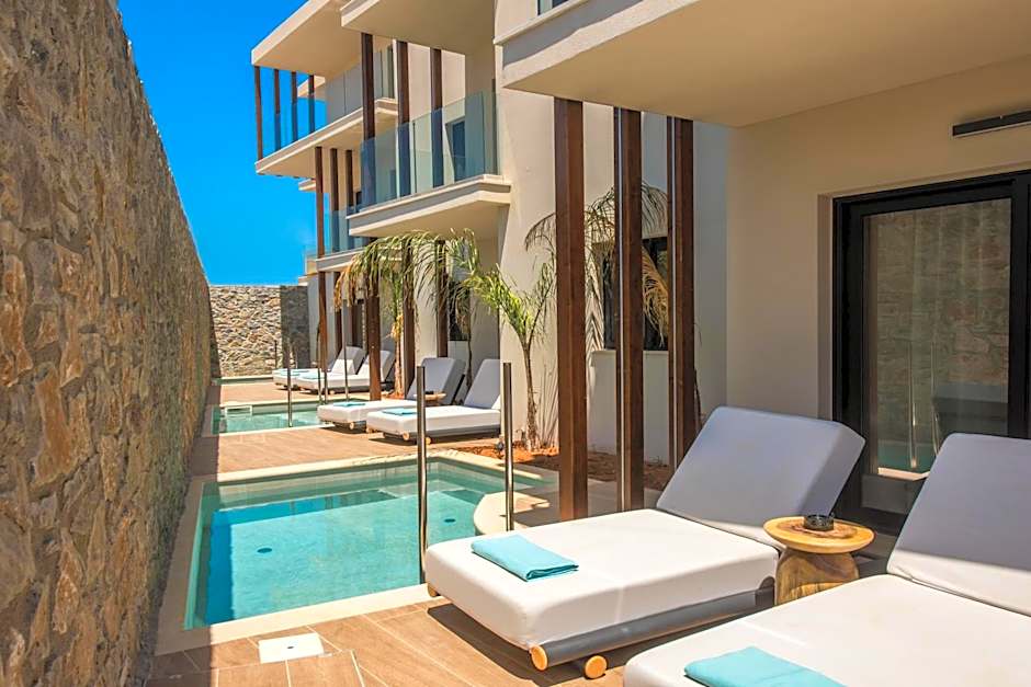 Noble Hotel & Suites - Adults Only