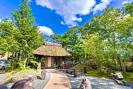 Satonoyu Waraku 13 years or older