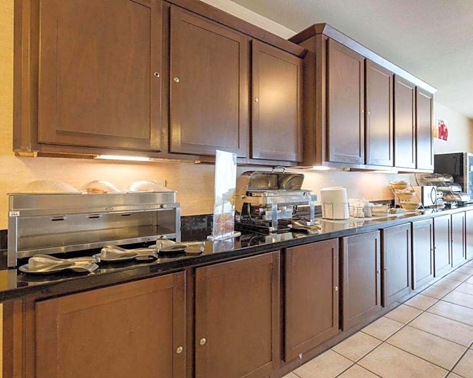 Quality Suites