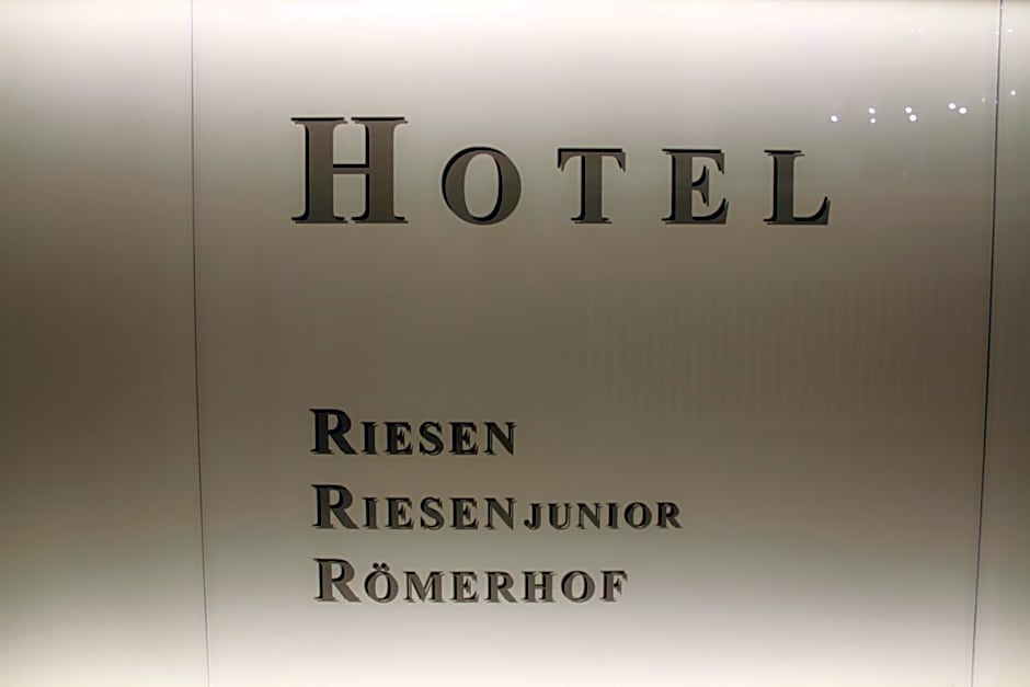 RIESENjunior Hanau by Trip Inn