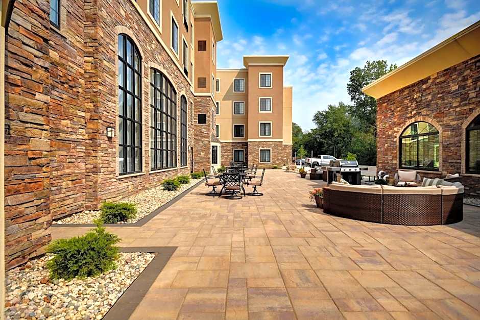 Staybridge Suites Holland By IHG