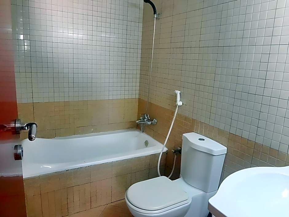 Safari Hotel Apartments