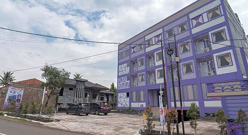 RedDoorz @ Cipanas Garut