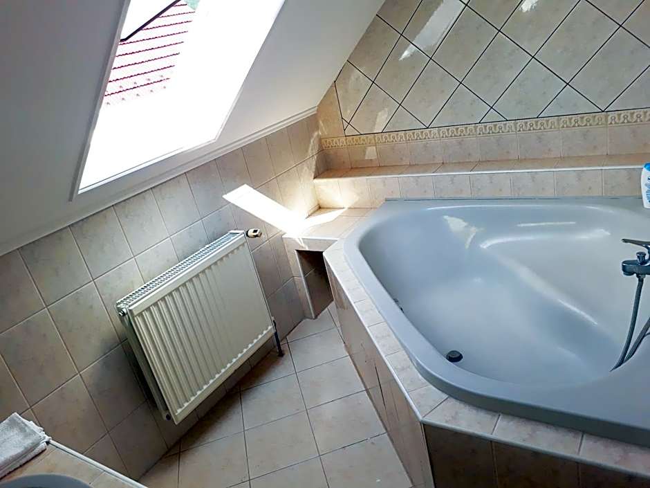 Hőforrás Wellness Vendégház