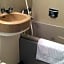 Hotel Crown Hills Takaoka