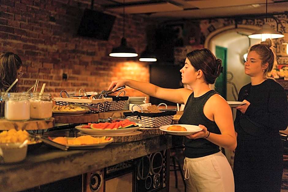 Selina Miraflores Lima