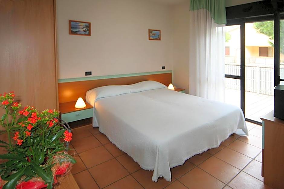 Hotel Etna