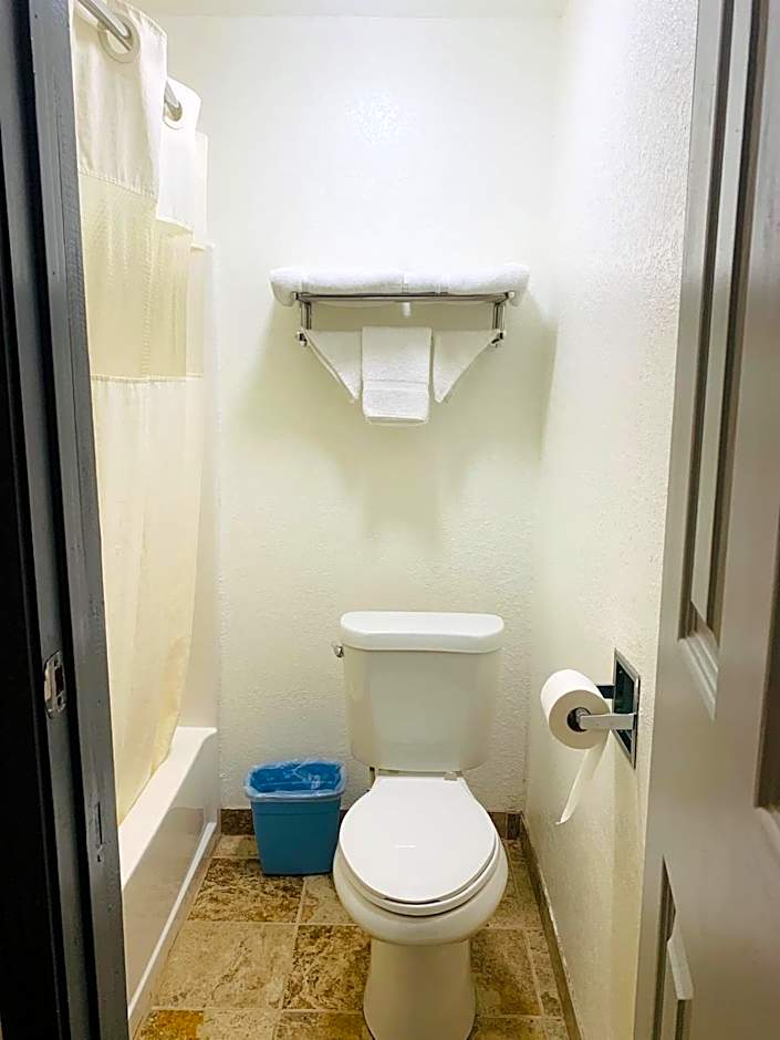 Relax Inn Motel Kountze